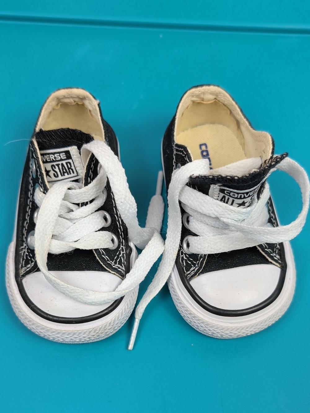 Converse Baby Boy Low-Top Canvas Sneakers Size 2